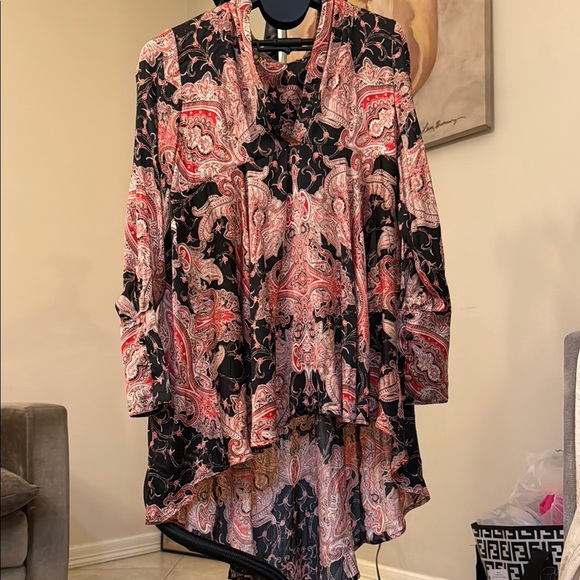 Free People Pink and Black Asymmetrical Oversized Blouse - Picture 3 of 3